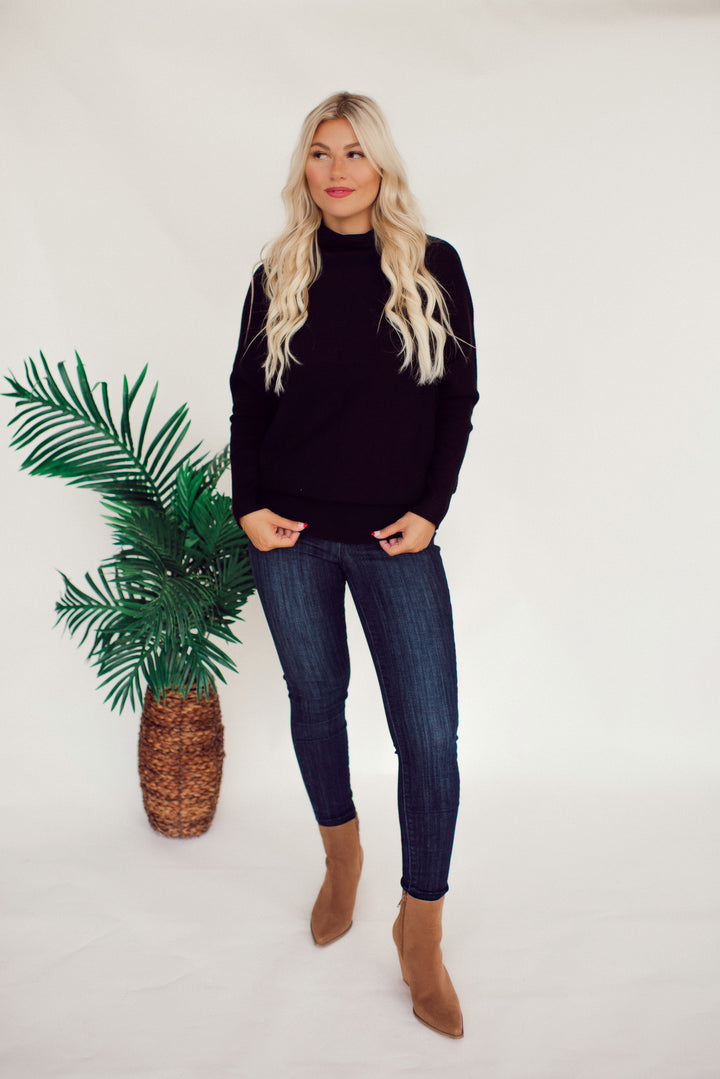 Loose Fit Turtleneck Sweater- Black