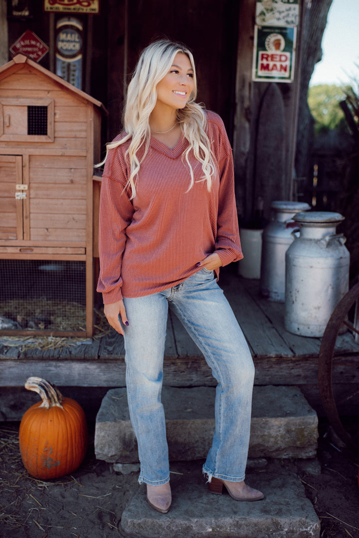 Ribbed Appeal Long Sleeve V-Neck (Rust)