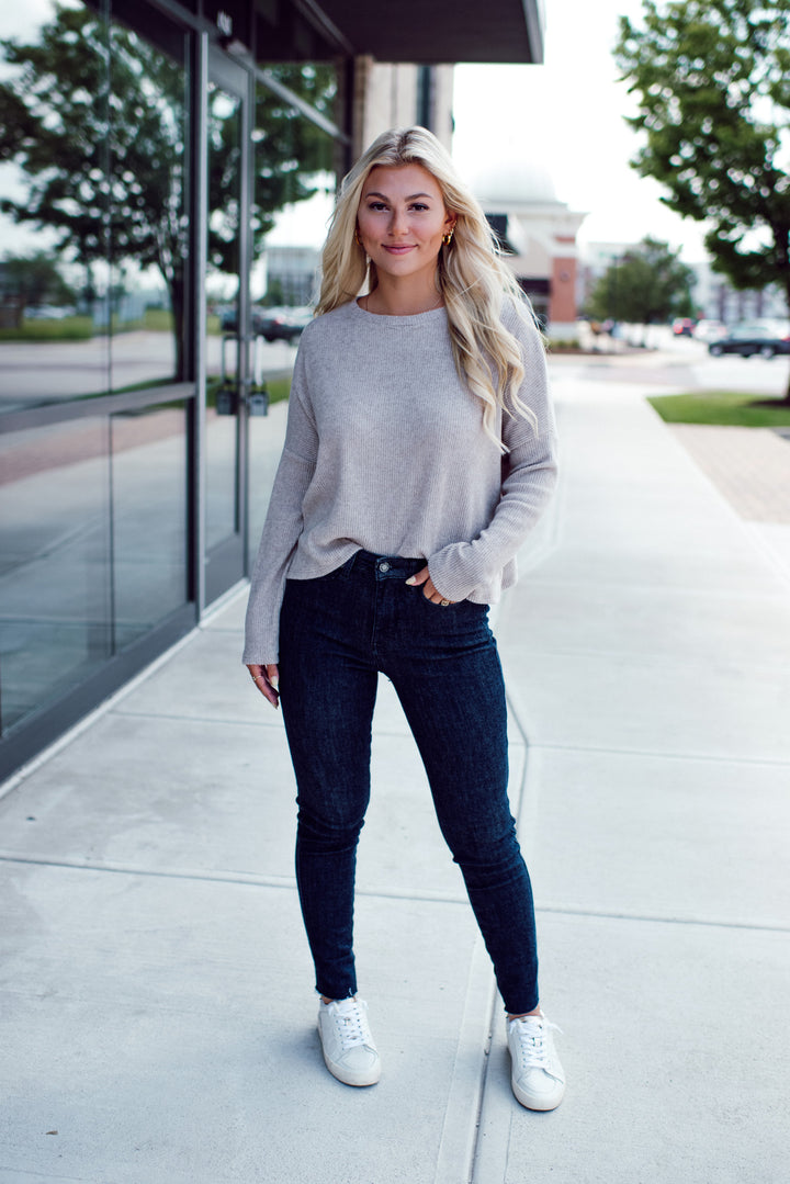 Zuri Ribbed Sweater (Sand)