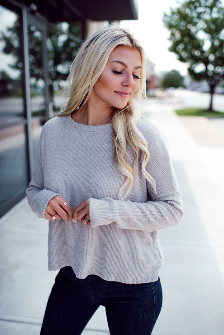 Zuri Ribbed Sweater (Sand)