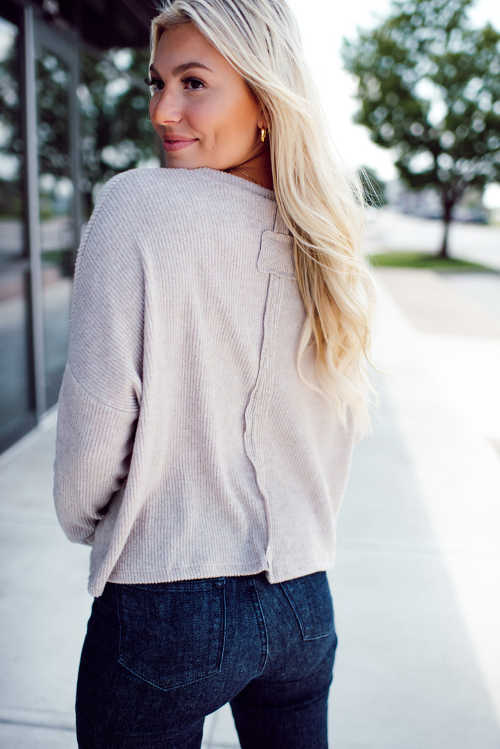 Zuri Ribbed Sweater (Sand)