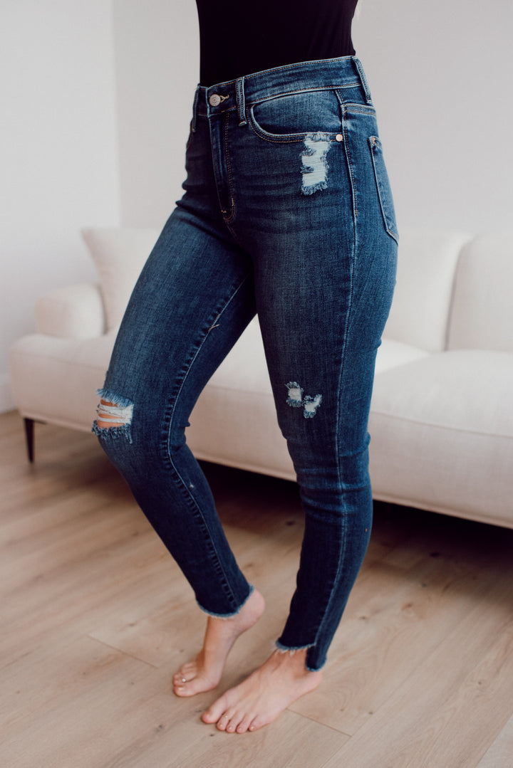 Judy Blue Annalise Slanted Raw Hem Skinny Jeans