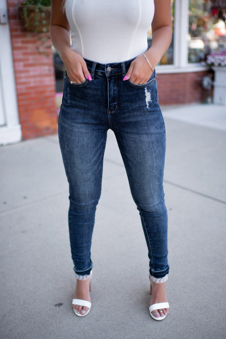 Judy Blue Lacey Skinnies (Dark)