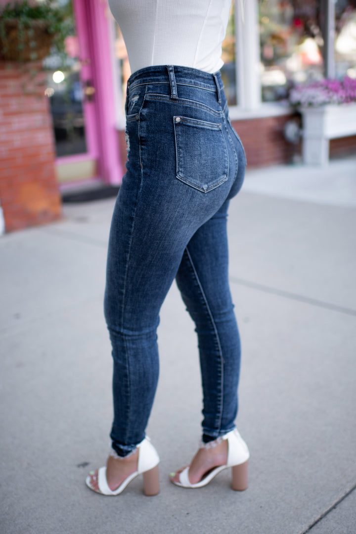 Judy Blue Lacey Skinnies (Dark)